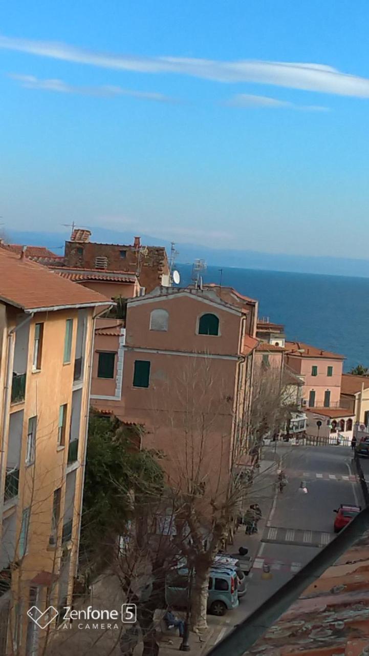 Appartamento E Mansarda Al Mare Rio Marina Luaran gambar